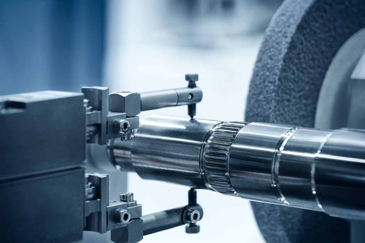 Vergleich der Effizienz und Qualität der CNC-Metallbearbeitung mit traditionellen Methoden CNC Partner Cncpartner