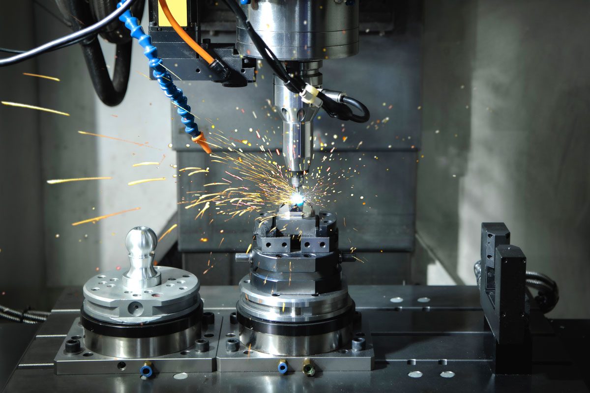 Vergleich der Effizienz und Qualität der CNC-Metallbearbeitung mit traditionellen Methoden CNC Partner Cncpartner